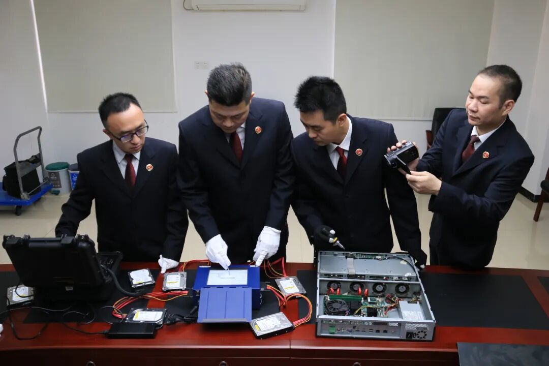 2021-10-20 网剧《真相》宣传的辅助办案照片1(2).JPG